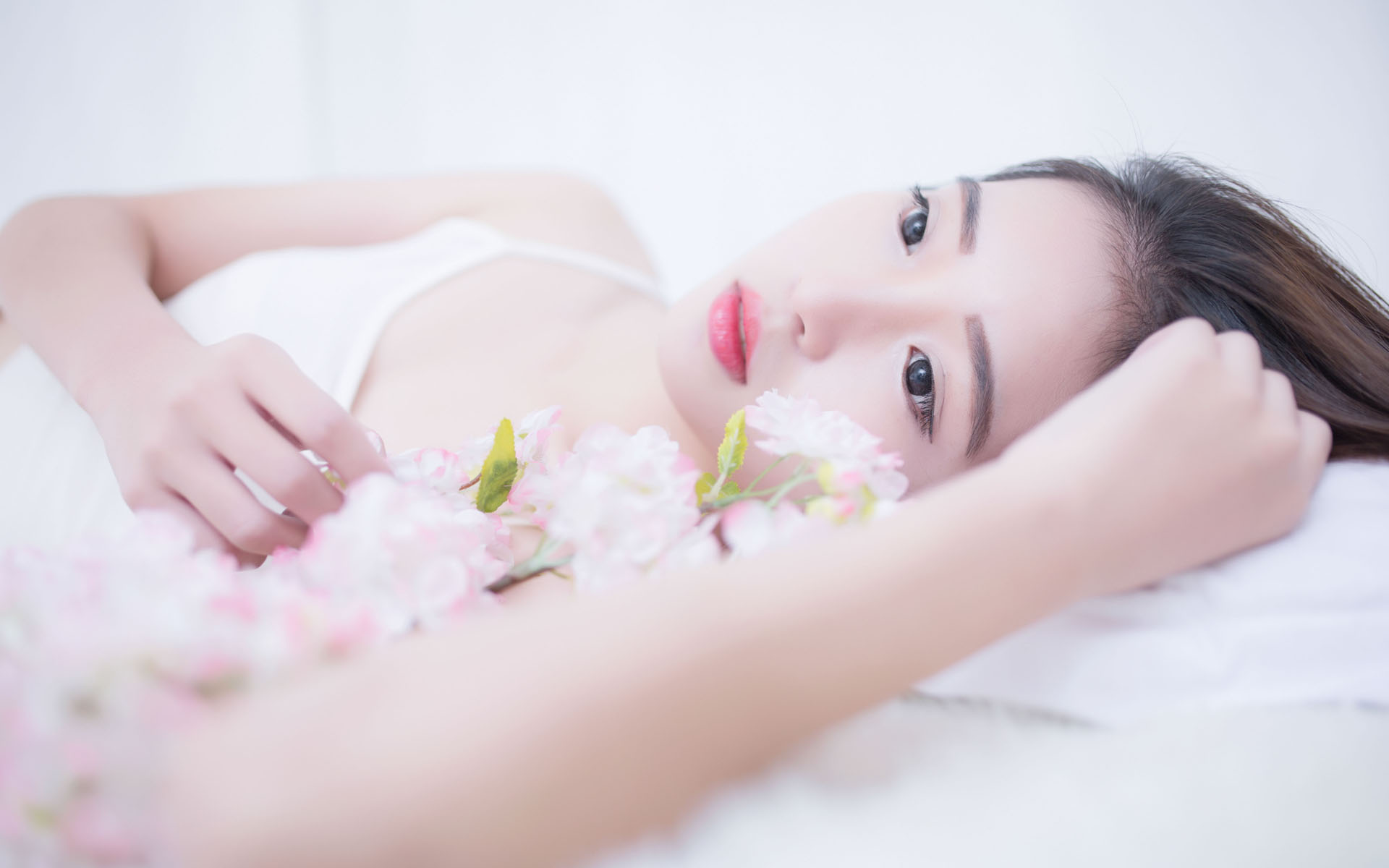 7月17日人民币对美元中间价报7.1461元 上调65个基点